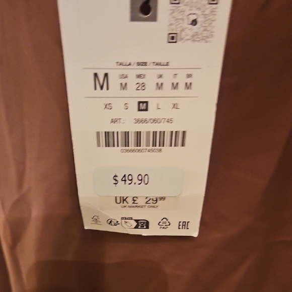 Chic Backless Zara Halter Dress in Taupe - Picture 5 of 7